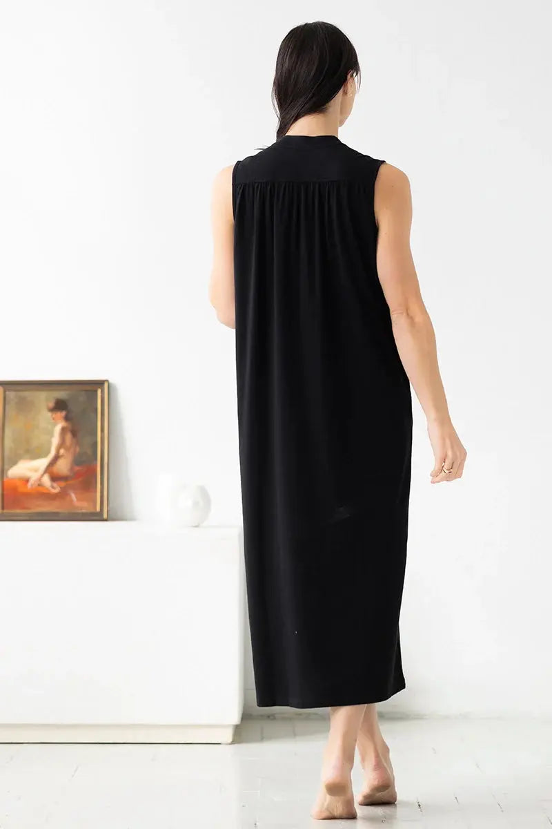 Aisha Relaxed Sleeveless Sleep Tunic – Maxi Salua Lingerie
