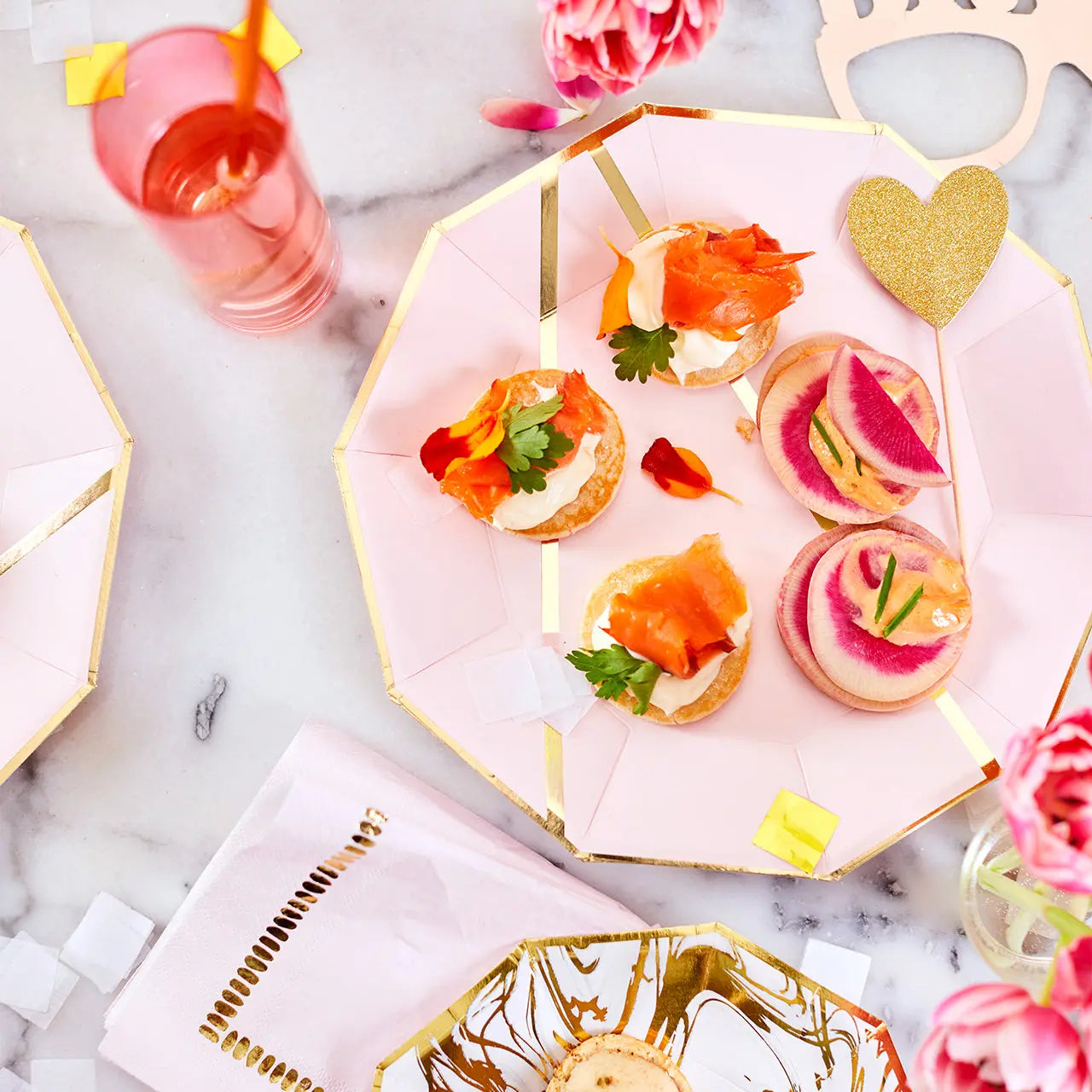 At First Blush Large Plates (10 per pack) Coterie
