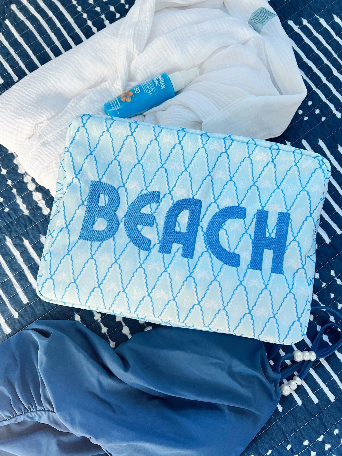 Beach - Blue Palms XL Bag KenzKustomz