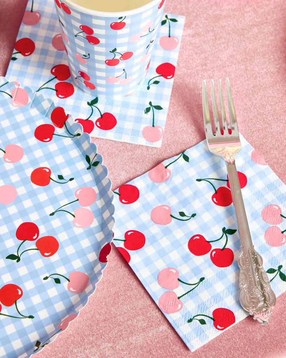 Cherry Napkins - 25 paper napkins xo, Fetti
