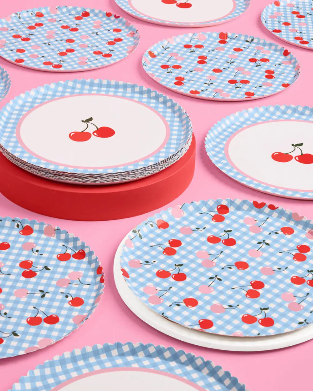 Cherry Plates - 24 paper plates xo, Fetti