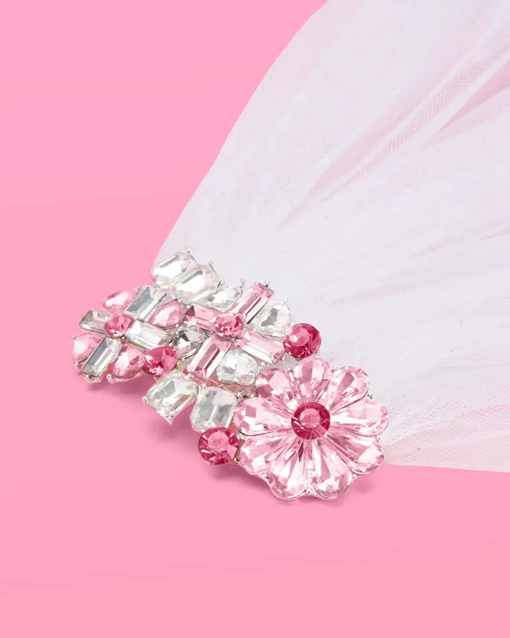 Crystal Bouquet Veil - flower crystal veil xo, Fetti