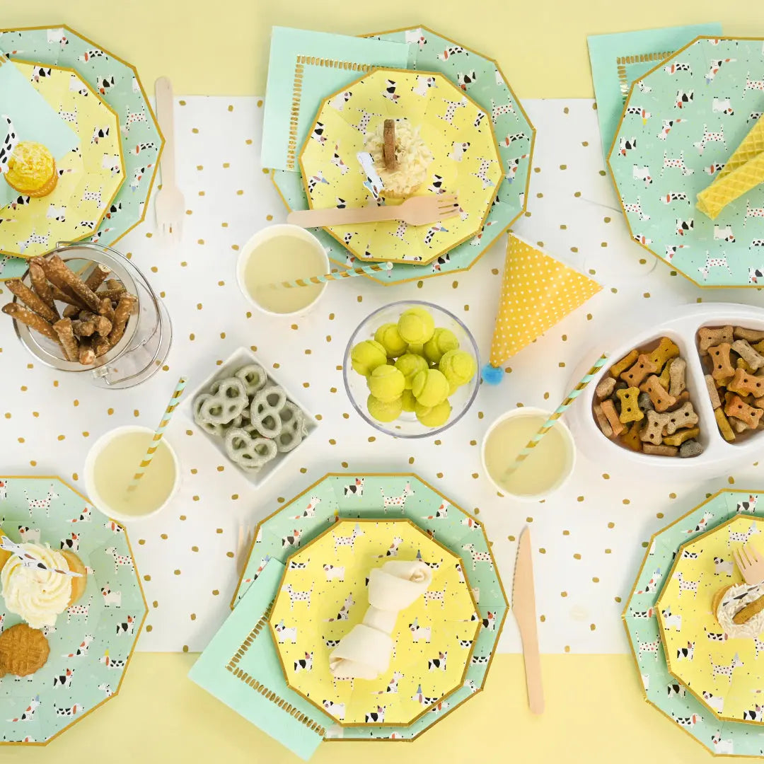 Hot Diggity Dog Large Plates (10 per pack) Coterie