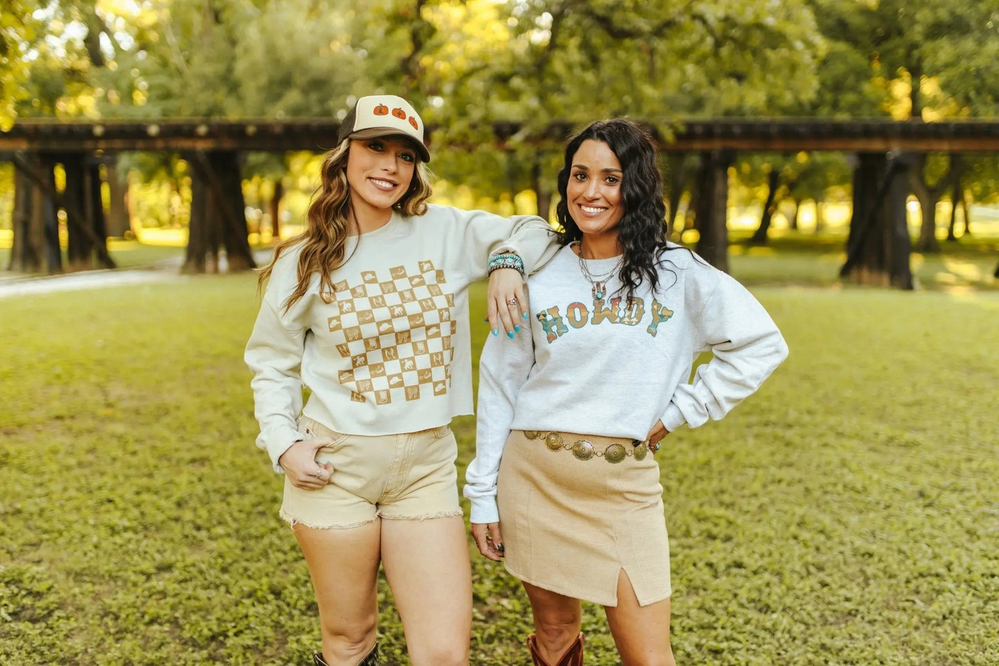 Howdy Graphic Sweatshirt Wild Junkie