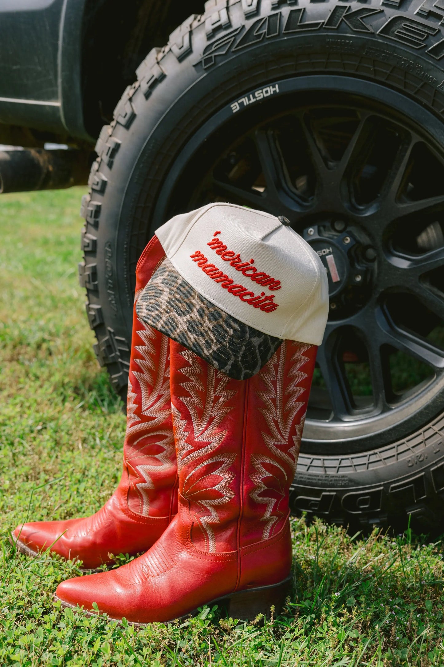 'Merican Mamacita - Leopard Vintage Trucker Hat KenzKustomz
