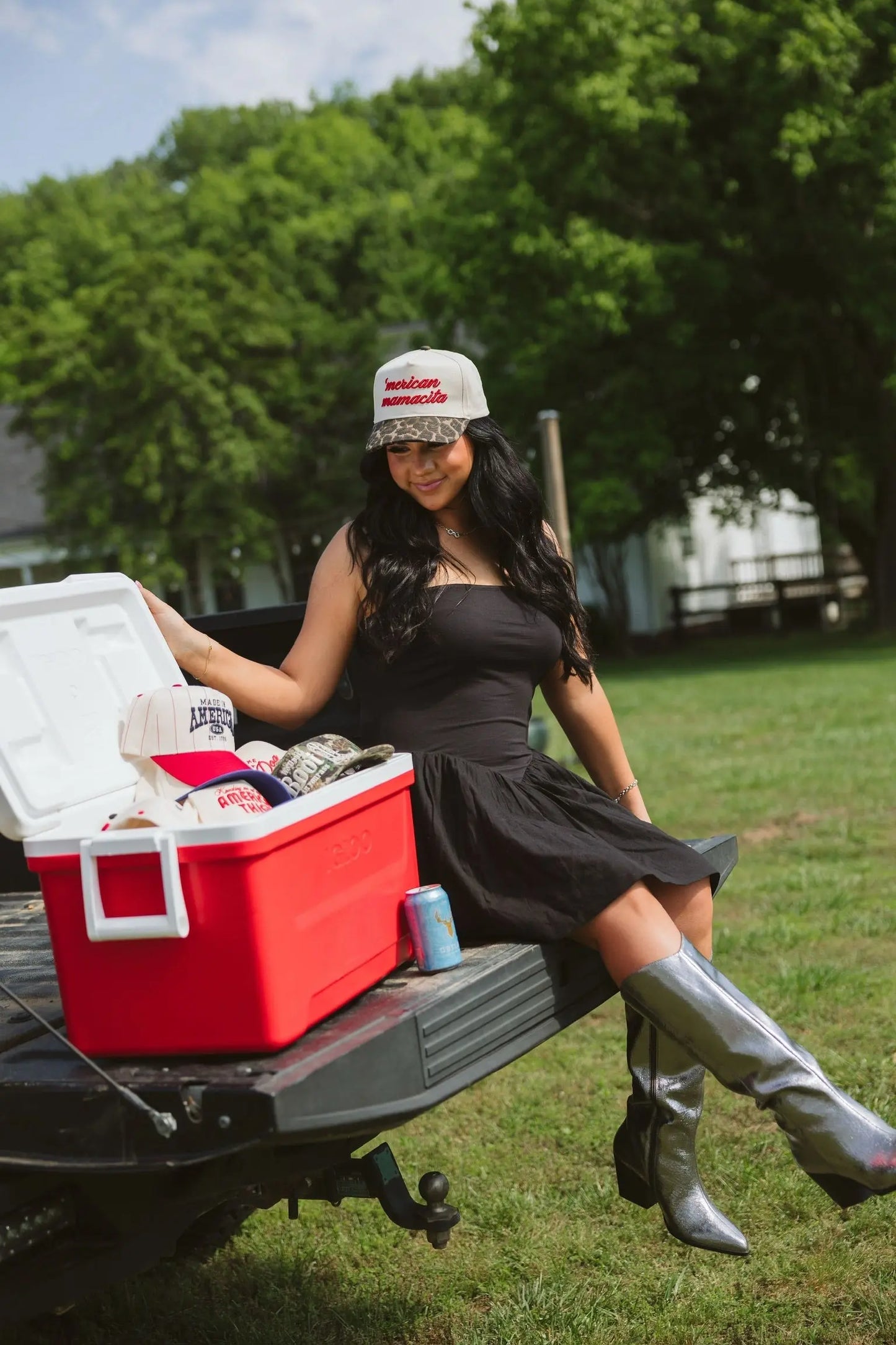 'Merican Mamacita - Leopard Vintage Trucker Hat KenzKustomz