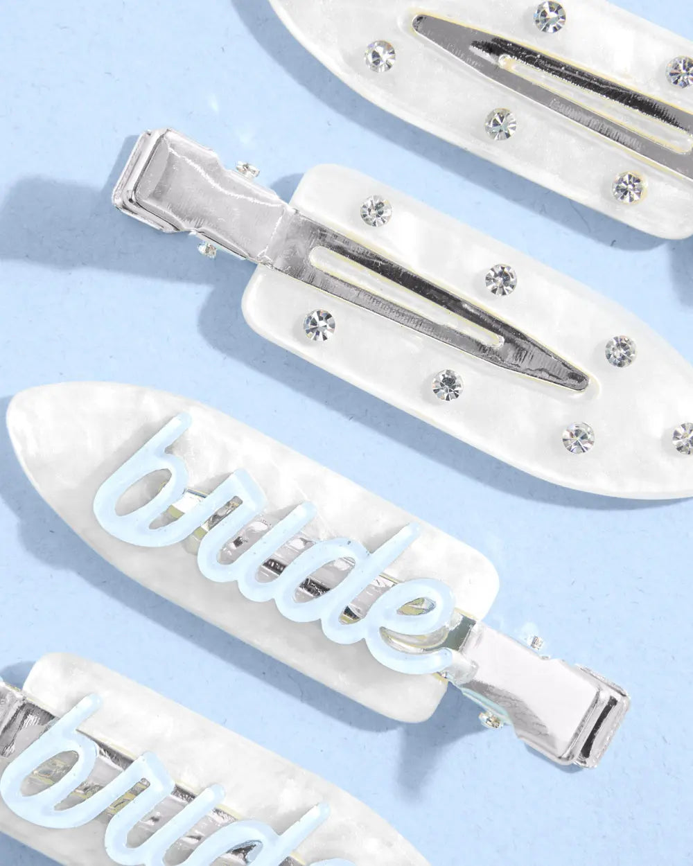 Something Blue Clips - 4 white acrylic clips xo, Fetti