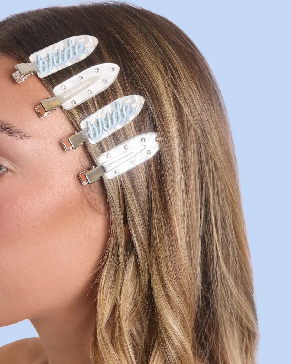 Something Blue Clips - 4 white acrylic clips xo, Fetti