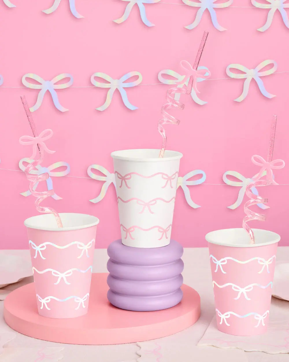 Tying the Knot Cups - 24 paper 14 oz cups xo, Fetti