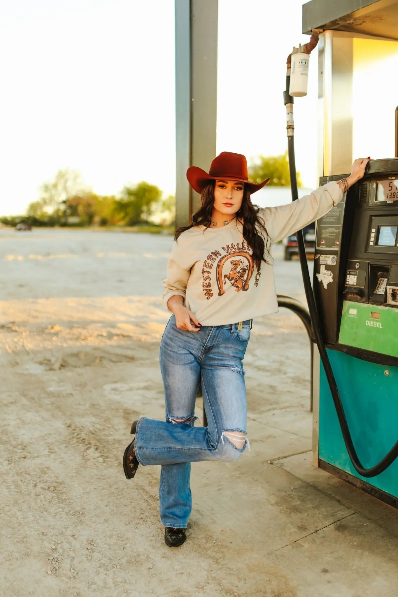 Western Valley Ranch Raw Hem Graphic Sweatshirt Wild Junkie