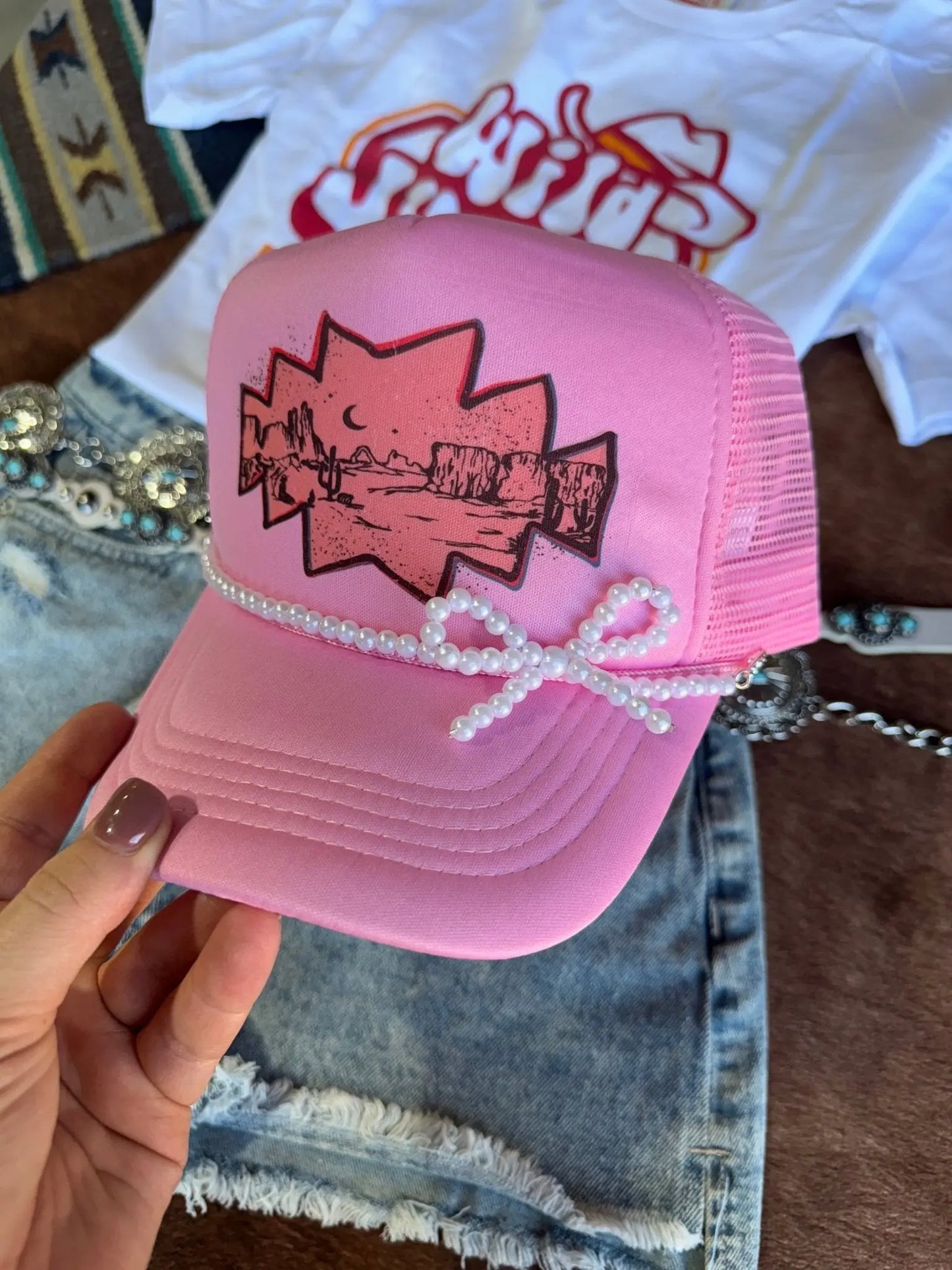 White Pearl Bow Trucker Hat Chain Wild Junkie