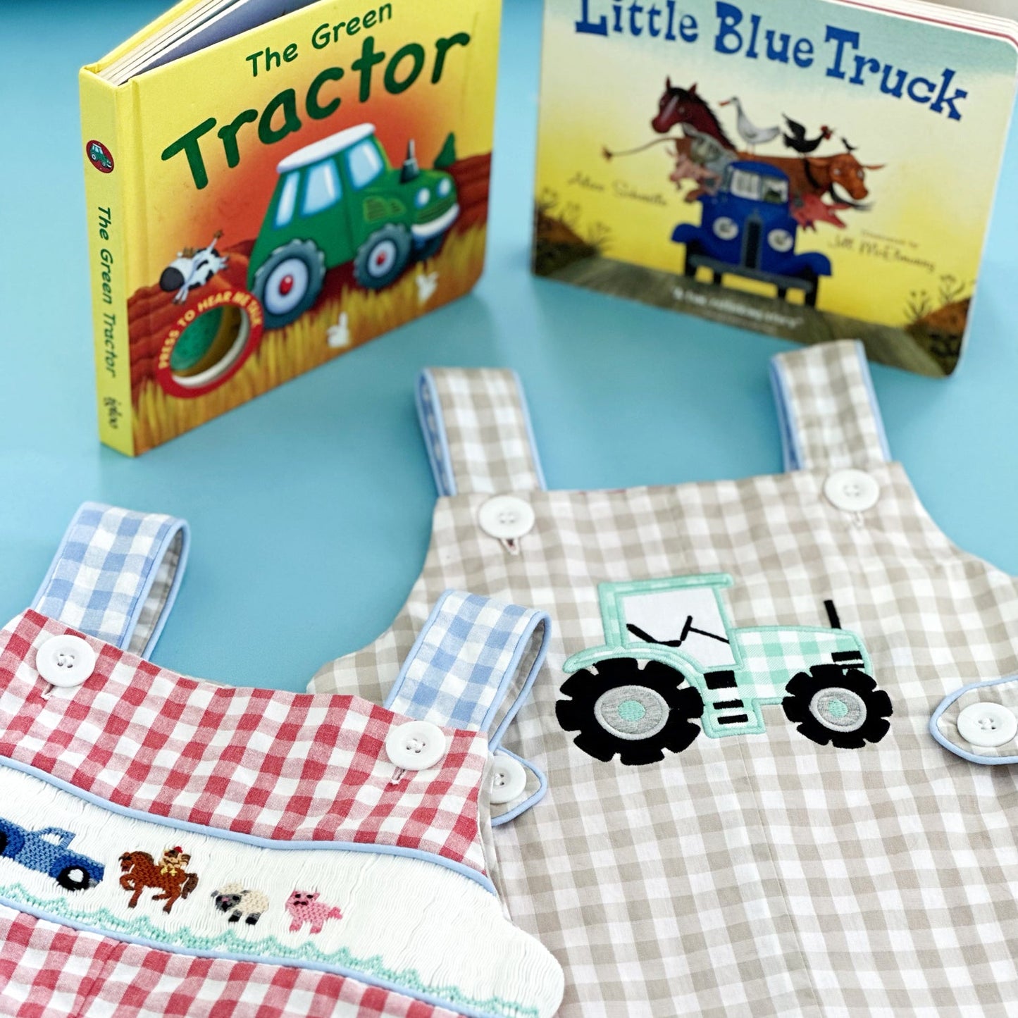 Reversible Tractor / Little Blue Farm Truck Jon Jon - Latchkey