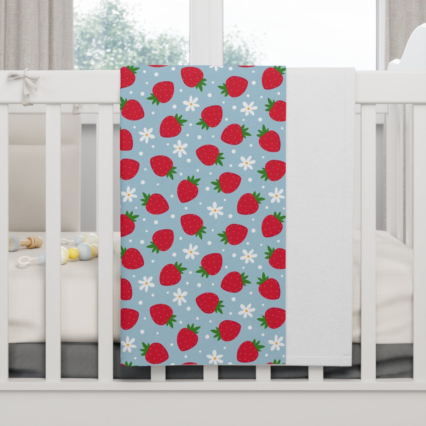 Berry Sweet Daisy Soft Fleece Baby Blanket