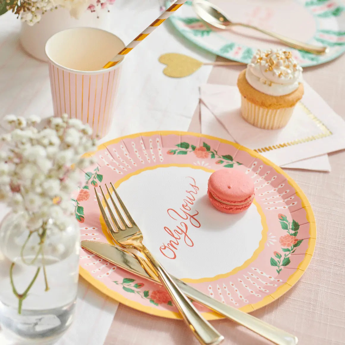 All You Need is Love Large Plates (10 per pack) Coterie