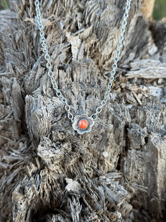 Authentic Spiny Oyster Flower Necklace Wild Junkie