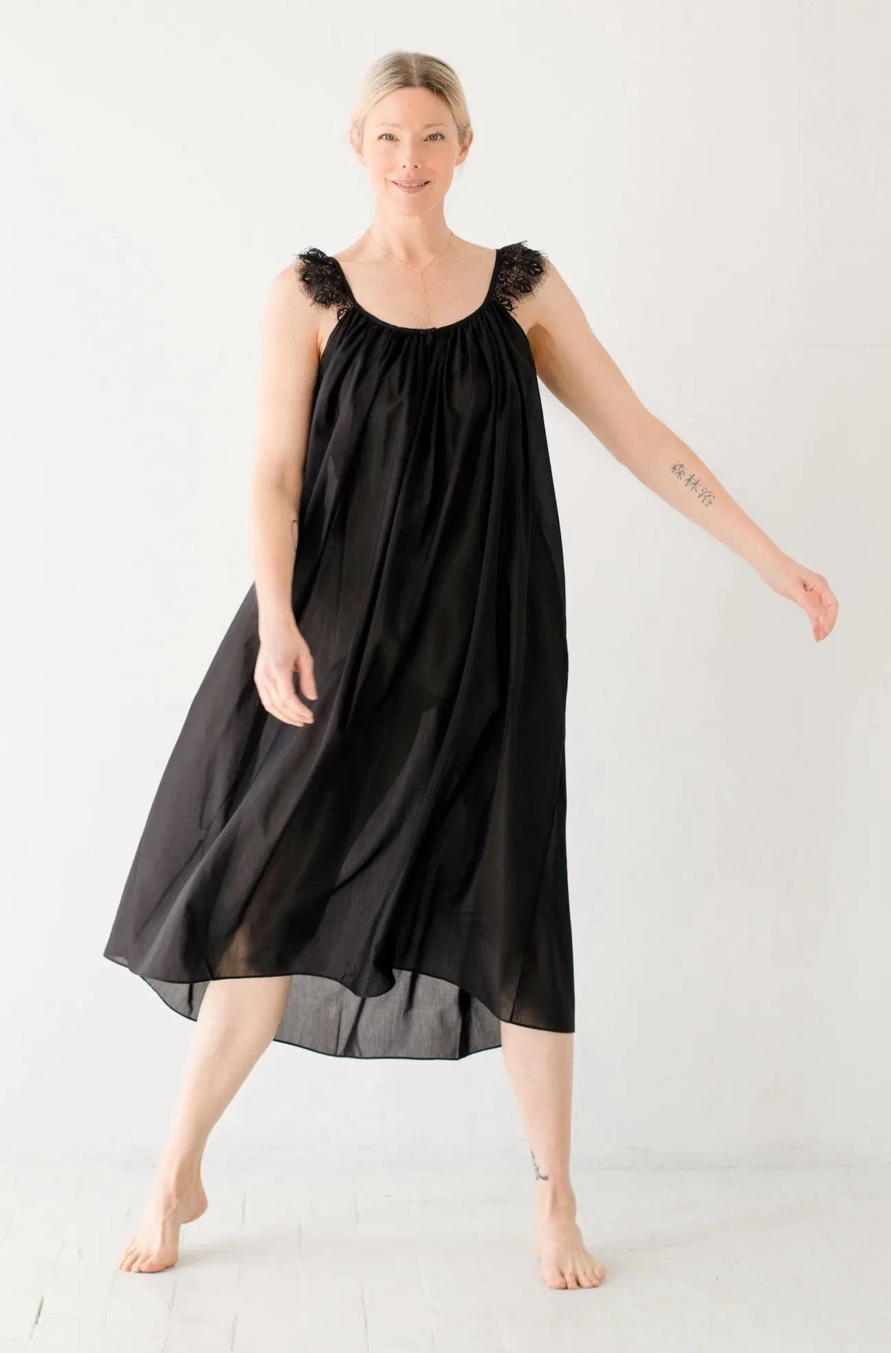 Betty Curve Long Gown Salua Lingerie