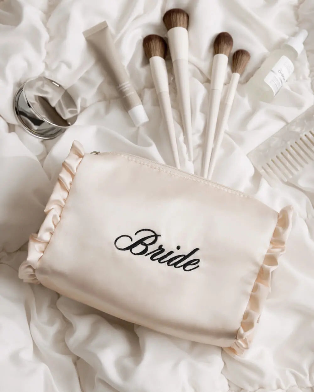 Bride Beauty Trio - bag, eye mask + socks xo, Fetti