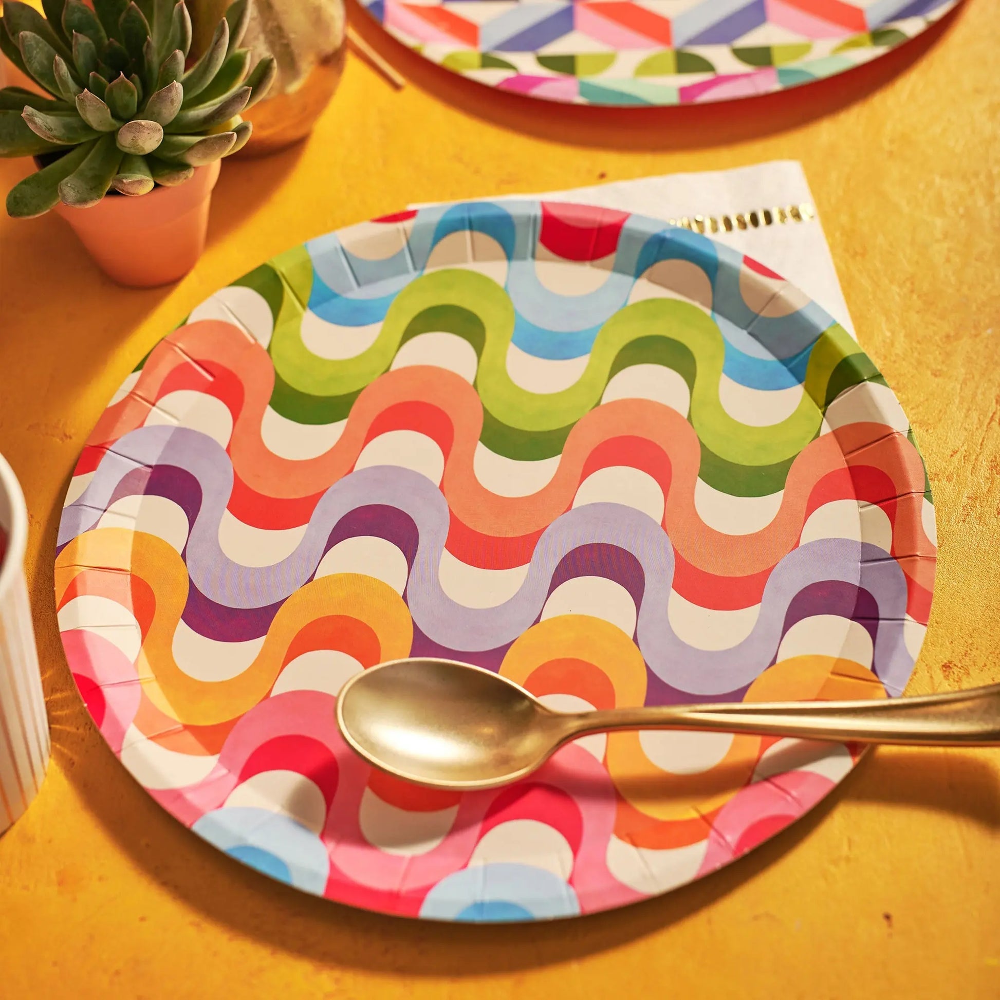 Color me Crazy Large Plates (10 per pack) Coterie