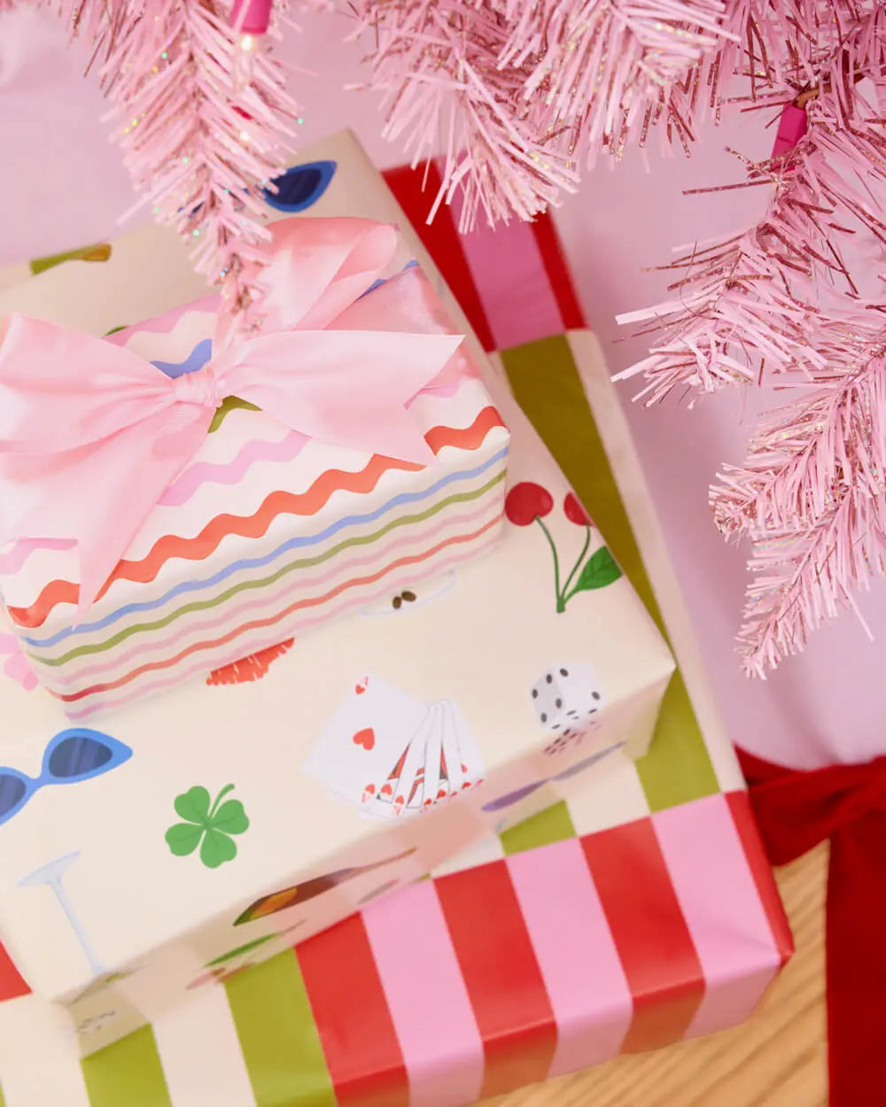 Cute Girl Wrapping Paper - 12 sheets + 16 tags xo, Fetti