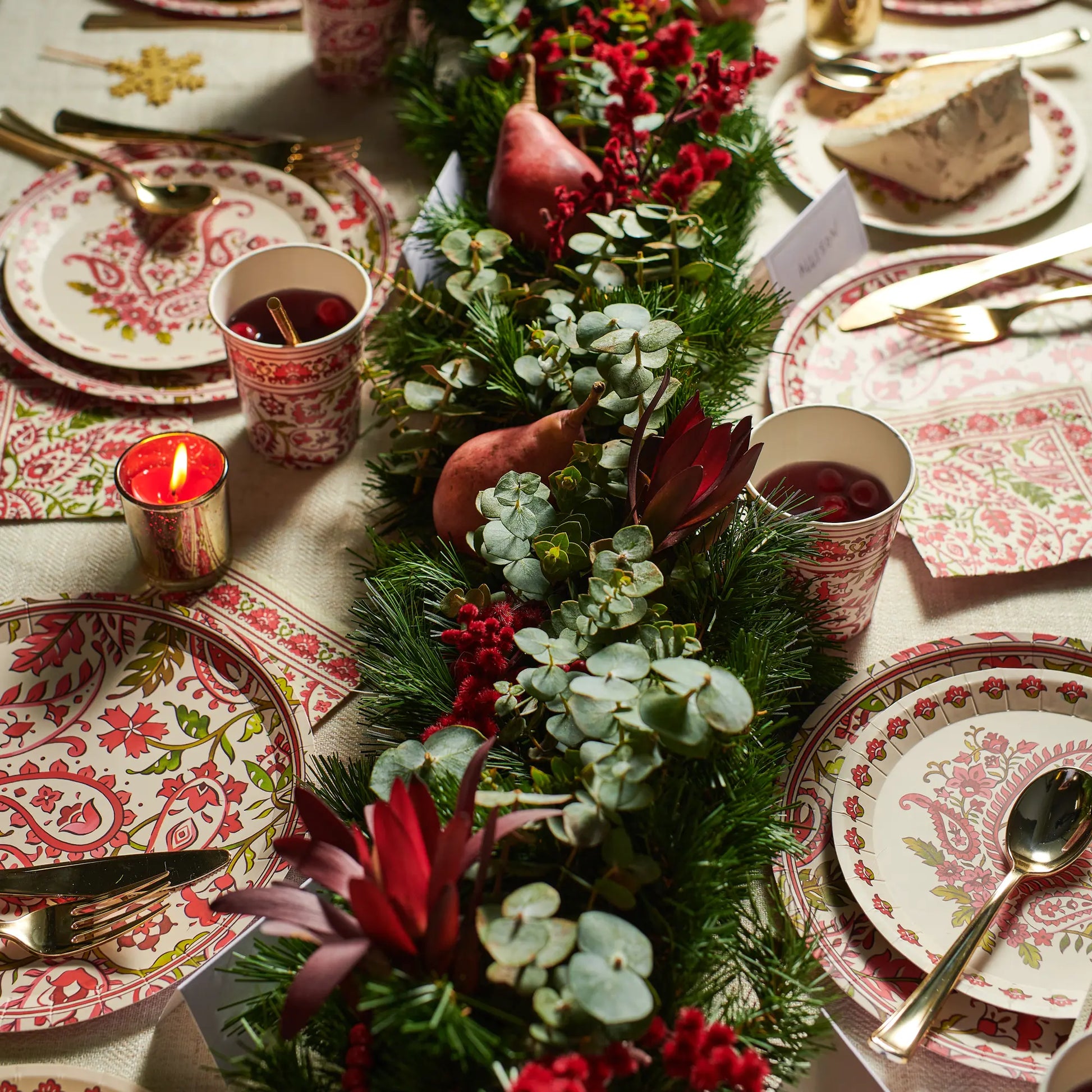 Festive Paisley Large Plates (10 per pack) Coterie