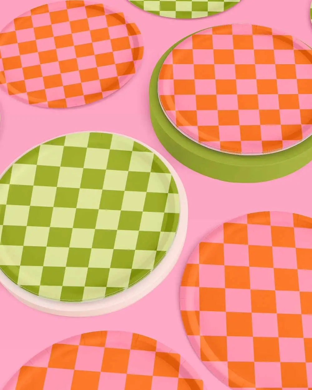 Fiesta Plates - 24 paper plates xo, Fetti