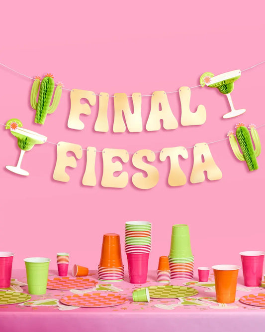 Final Fiesta Banner - 3D paper banner xo, Fetti