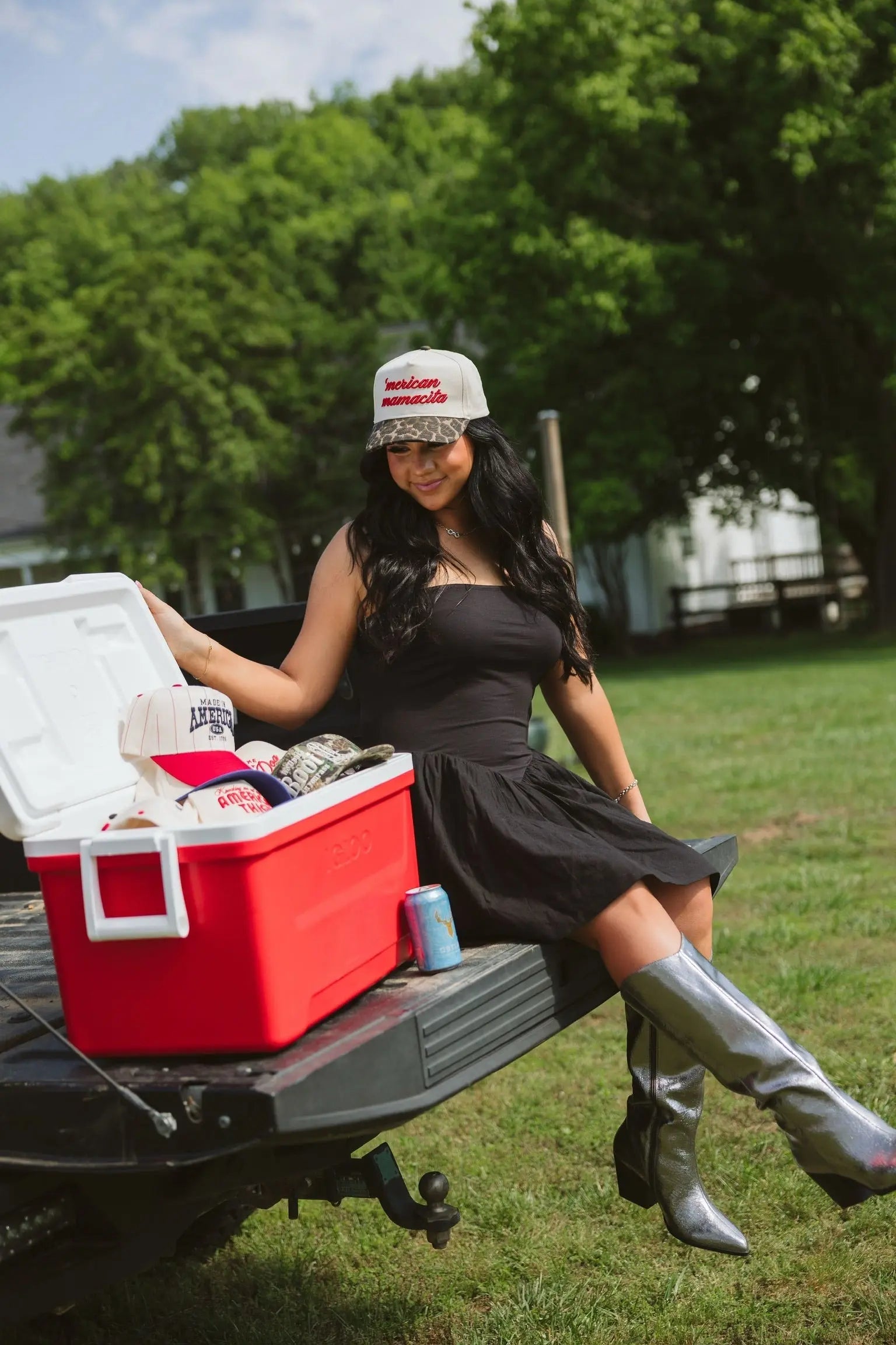 'Merican Mamacita - Leopard Vintage Trucker Hat KenzKustomz