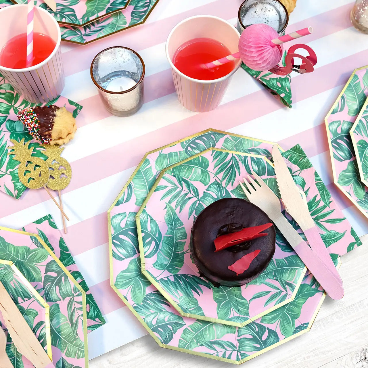 Palm Leaf Large Plates (10 per pack) Coterie