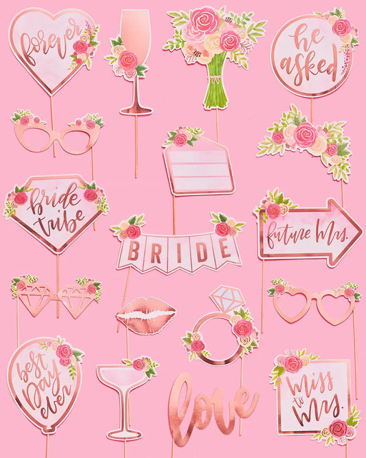 Piece of Cake Props - 21 pc. photo booth set xo, Fetti