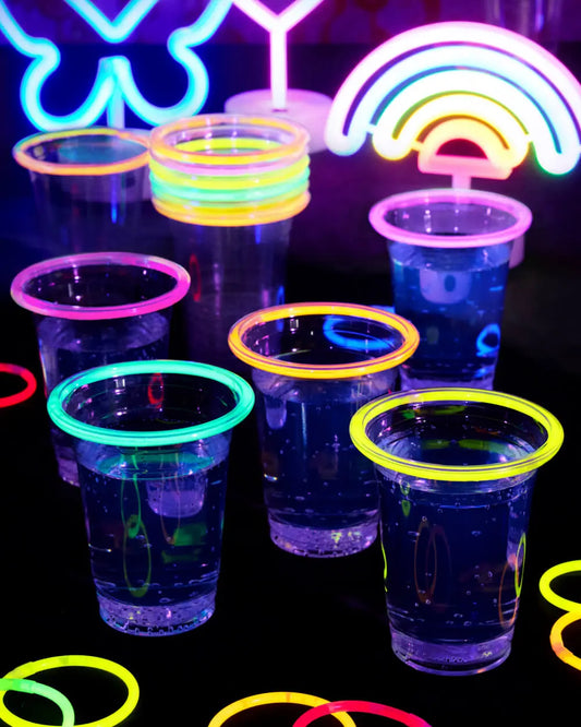 Rave Girl Glo Cups - 16 glow rimmed cups xo, Fetti