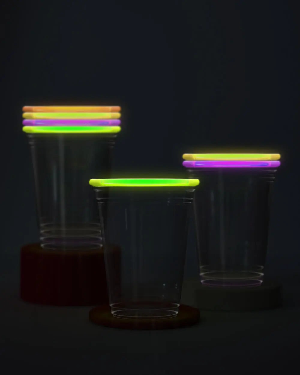 Rave Girl Pack - cups, balloons + banner xo, Fetti