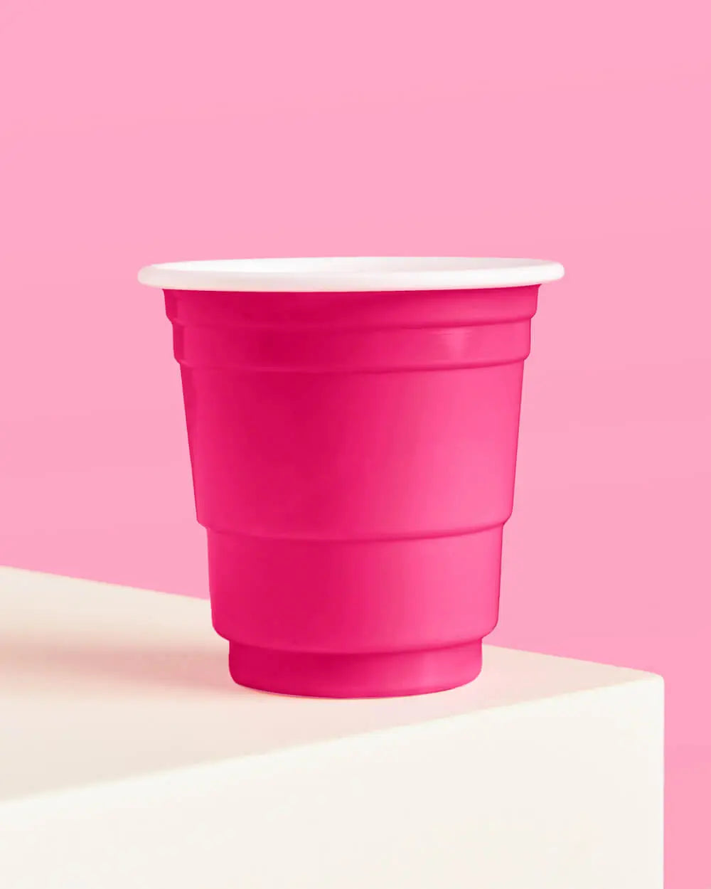 That's Hot Shots - 50 hot pink plastic cups xo, Fetti
