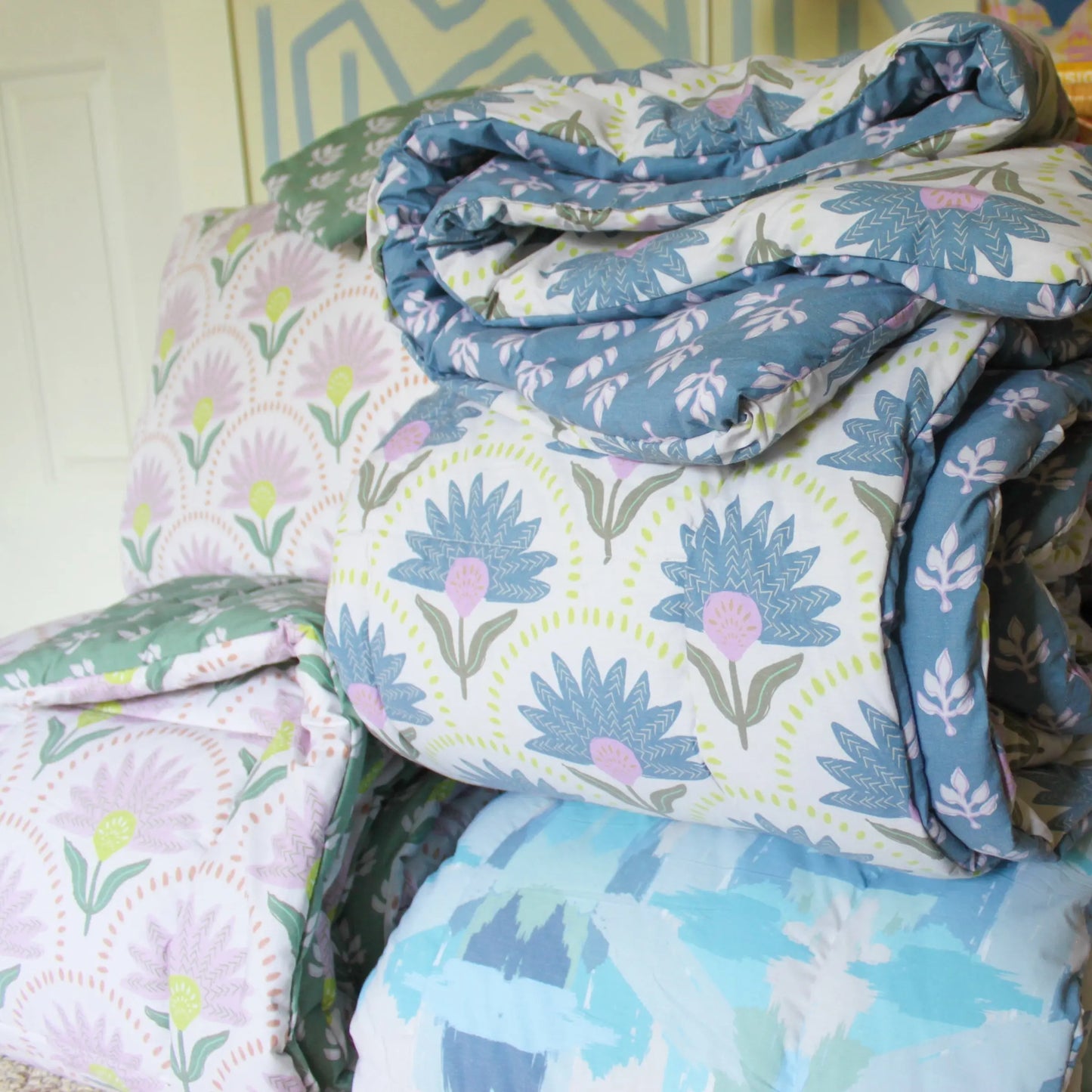 Twin XL Bedding Set - Coneflower Blueberry CB Studio